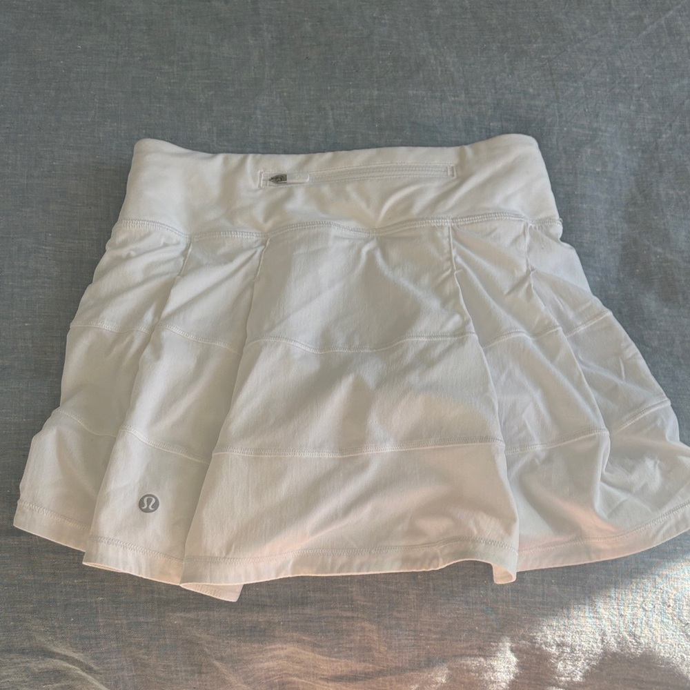 Lululemon White Athletic Tennis Skirt size 0